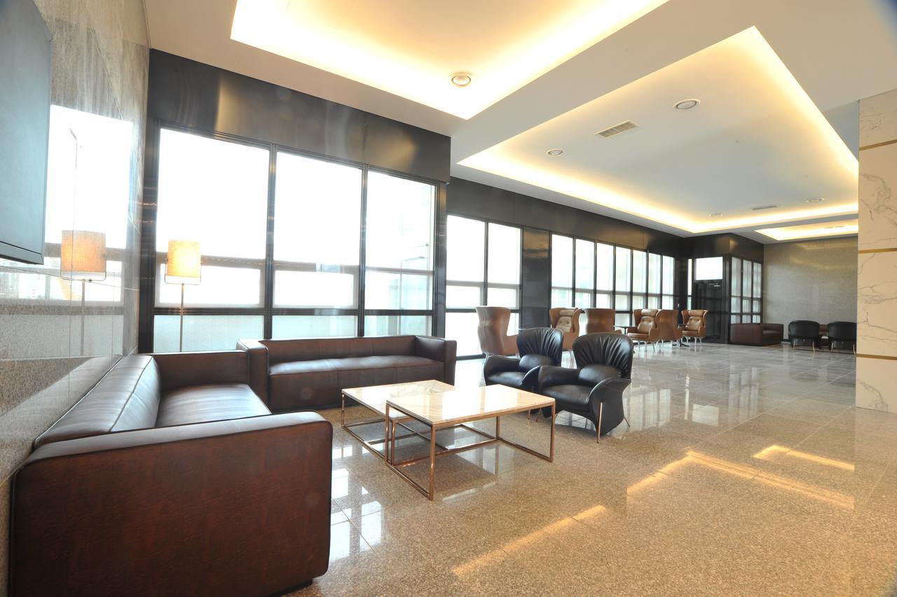 Yongin Central Co-Op Hotel Exterior photo
